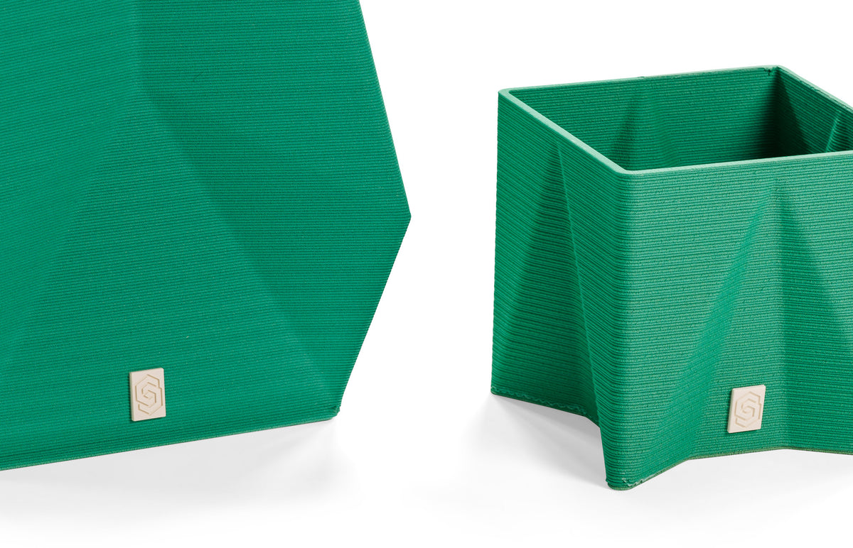 Digital license of ONE (1) Paper Plane - Pot small – lostboyslab